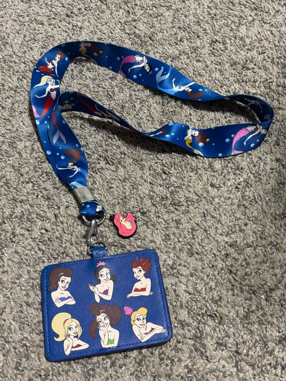 Disney - Loungefly - Little Mermaid lanyard with ID/card holder - New w/o tags